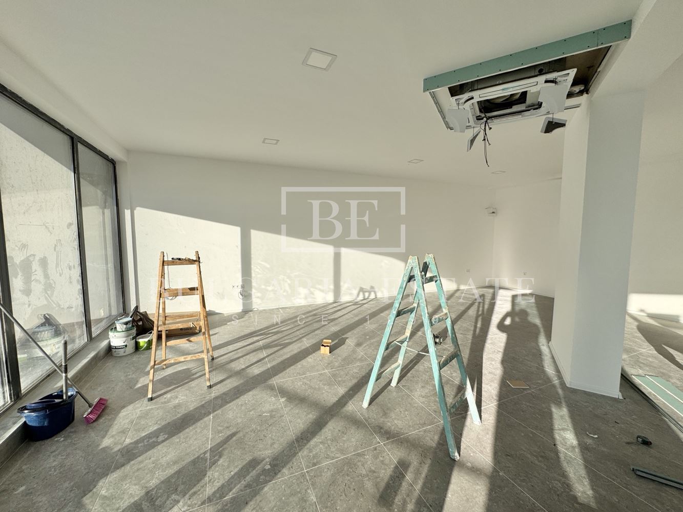 Магазин под наем на бул. „Васил Левски“ – отлична локация и функционално разпределение-0 Магазин под наем на бул. „Васил Левски“ – отлична локация и функционално разпределение - 0