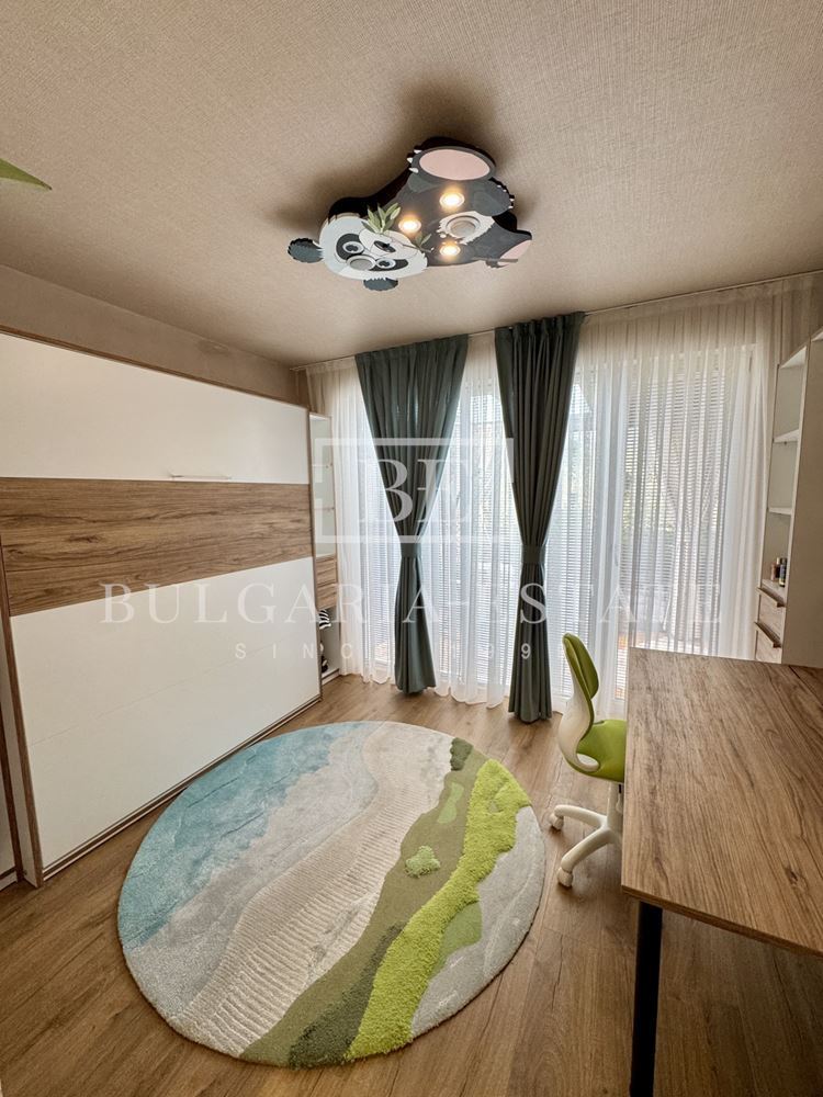 ЕКСКЛУЗИВНО! Луксозен тристаен апартамент в Св. Св. Константин и Елена - 0