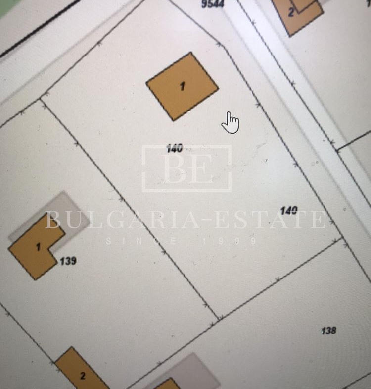 Парцел с гледка море и до борова гора - 0