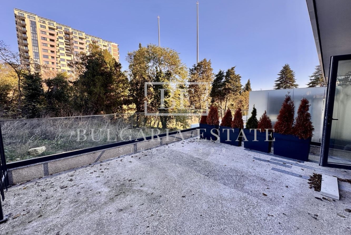 Магазин под наем на бул. „Васил Левски“ – отлична локация и функционално разпределение - 0