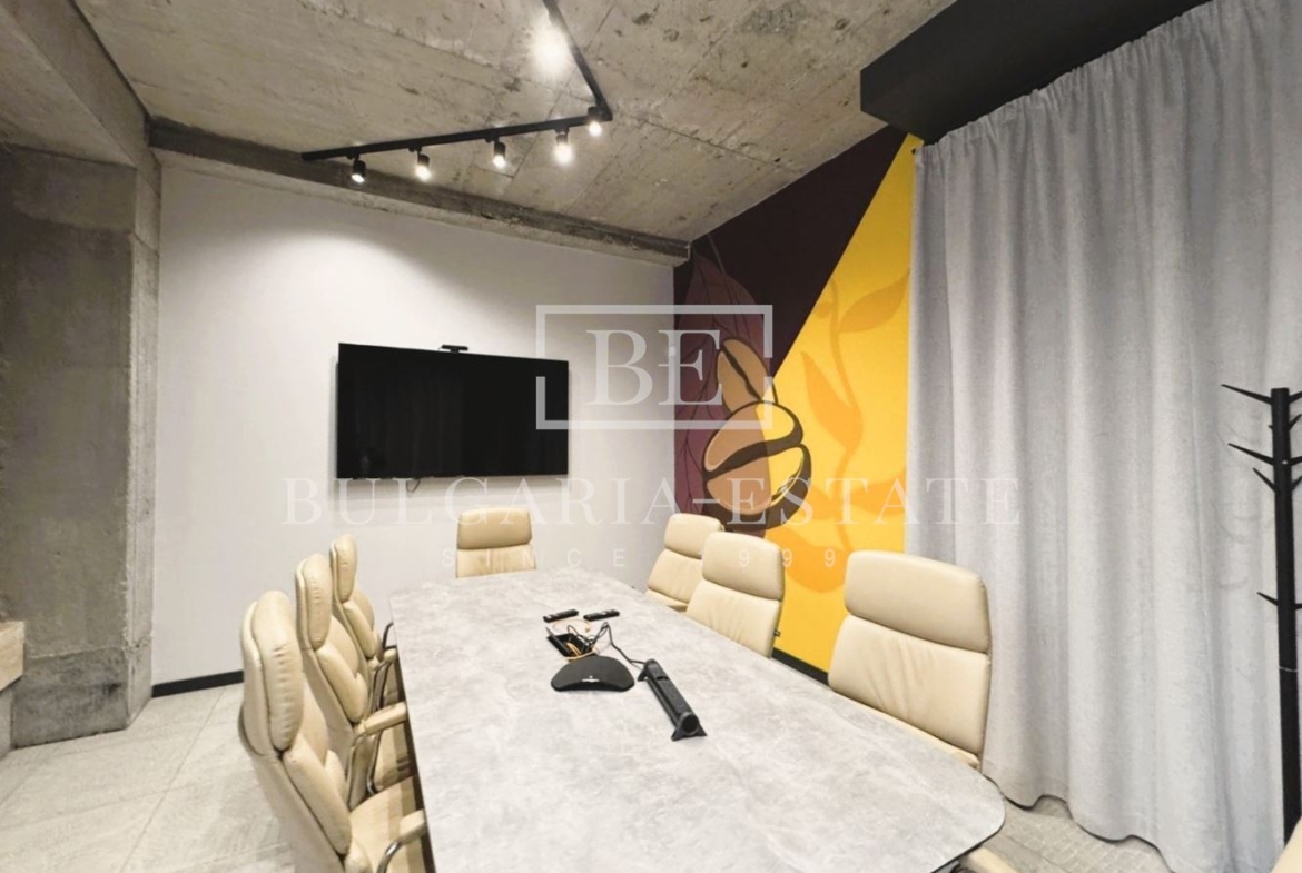 56 кв.м Офис в офисном здании - Греческий квартал - 0