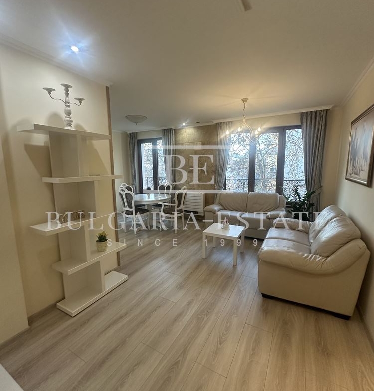 Луксозен тристаен в централната част на града - 0