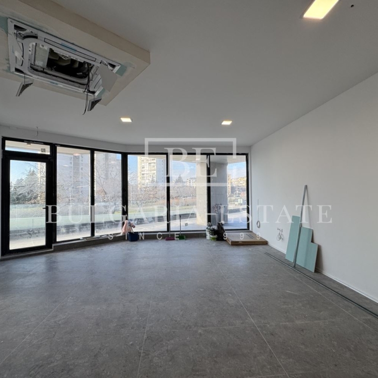 Продается магазин на бул. „Василь Левски“, кв. Бриз - отличное расположение, функциональная планировка - 0