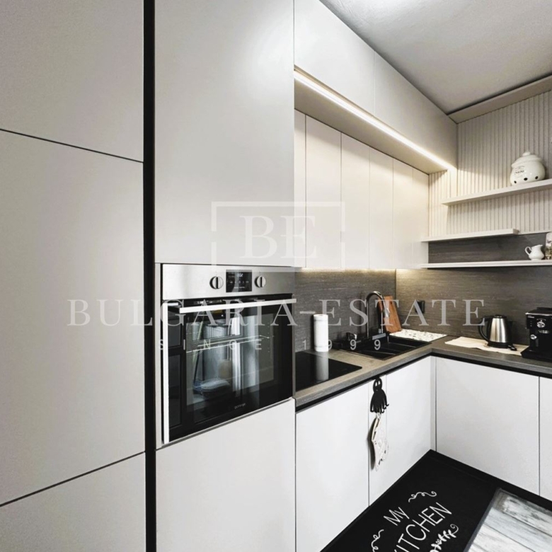 Четиристаен апартамент - Чаталджа - 0