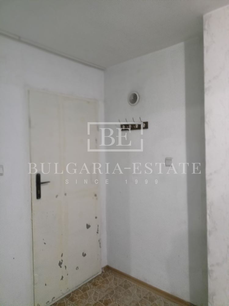 Laden zur Miete auf zwei Ebenen in der Nähe von Kolkhozen Markt - 43 qm, separater Eingang - 0