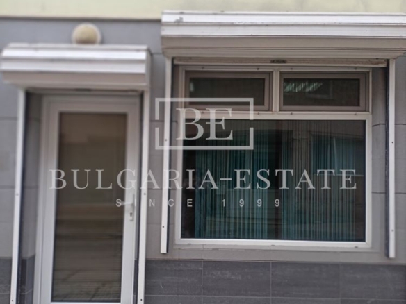 Laden zur Miete auf zwei Ebenen in der Nähe von Kolkhozen Markt - 43 qm, separater Eingang - 0