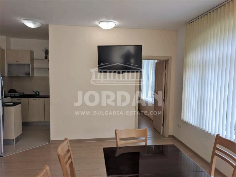 Многостаен апартамент - 3 спални - м-т Траката - 0