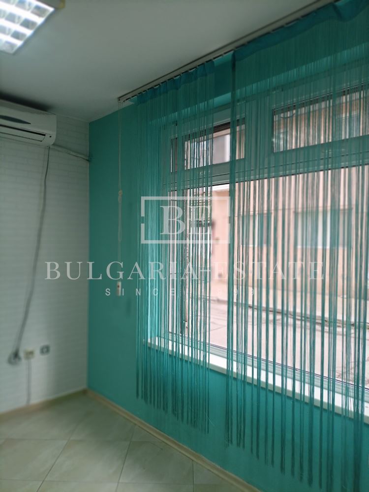 Laden zur Miete auf zwei Ebenen in der Nähe von Kolkhozen Markt - 43 qm, separater Eingang - 0