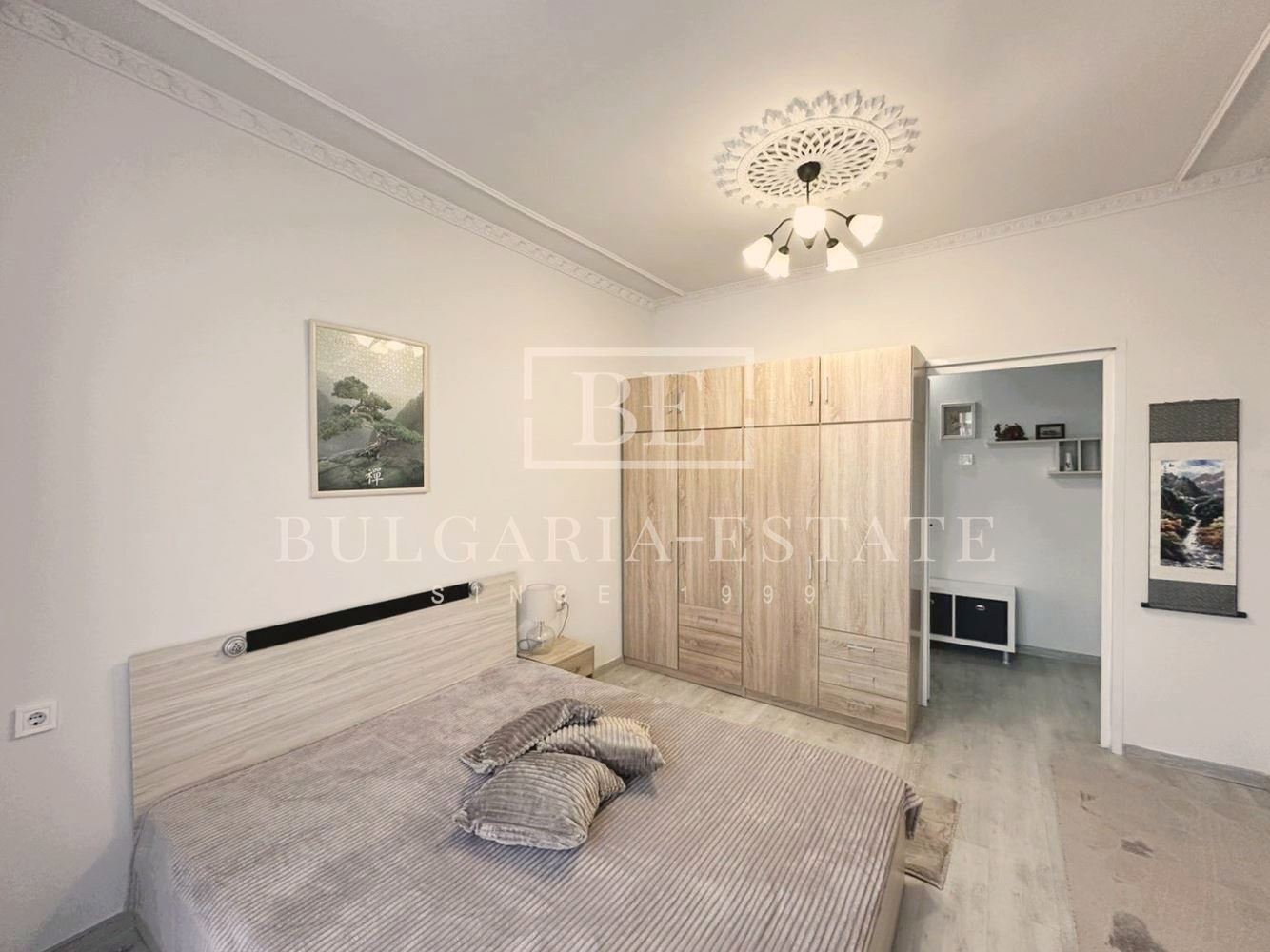 Четиристаен апартамент - Чаталджа - 0