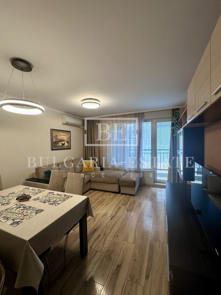 Geräumige Dreizimmerwohnung in einem neuen Gebäude – Stil, Gemütlichkeit und komplette Ausstattung in einer verkehrsgünstigen Lage - 0