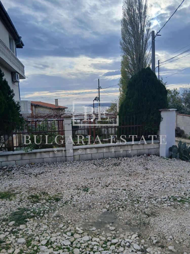 Парцел с морска панорама в м-т Св. Никола, гр. Варна – на 400 м от плажа - 0