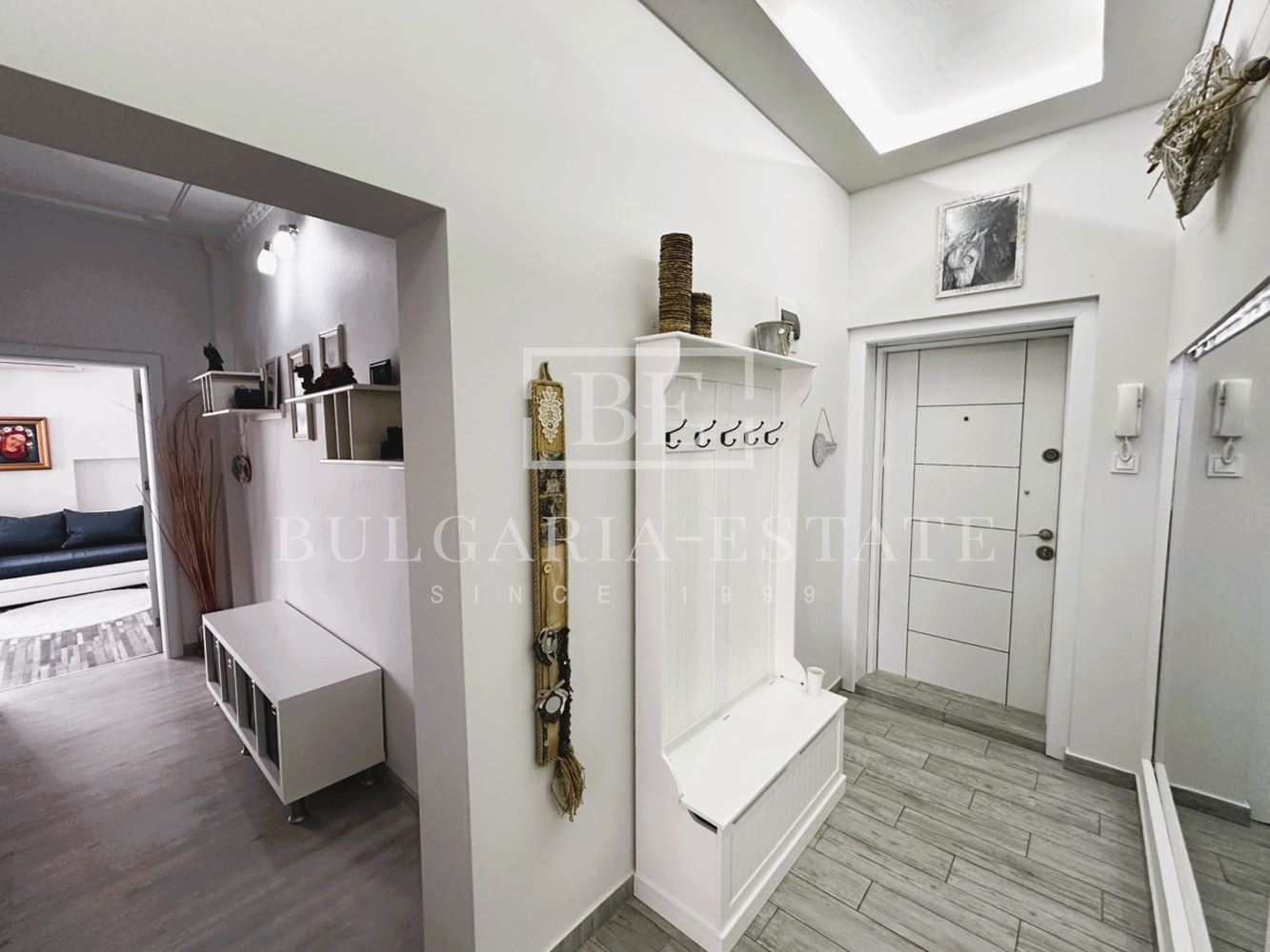 Четиристаен апартамент - Чаталджа - 0