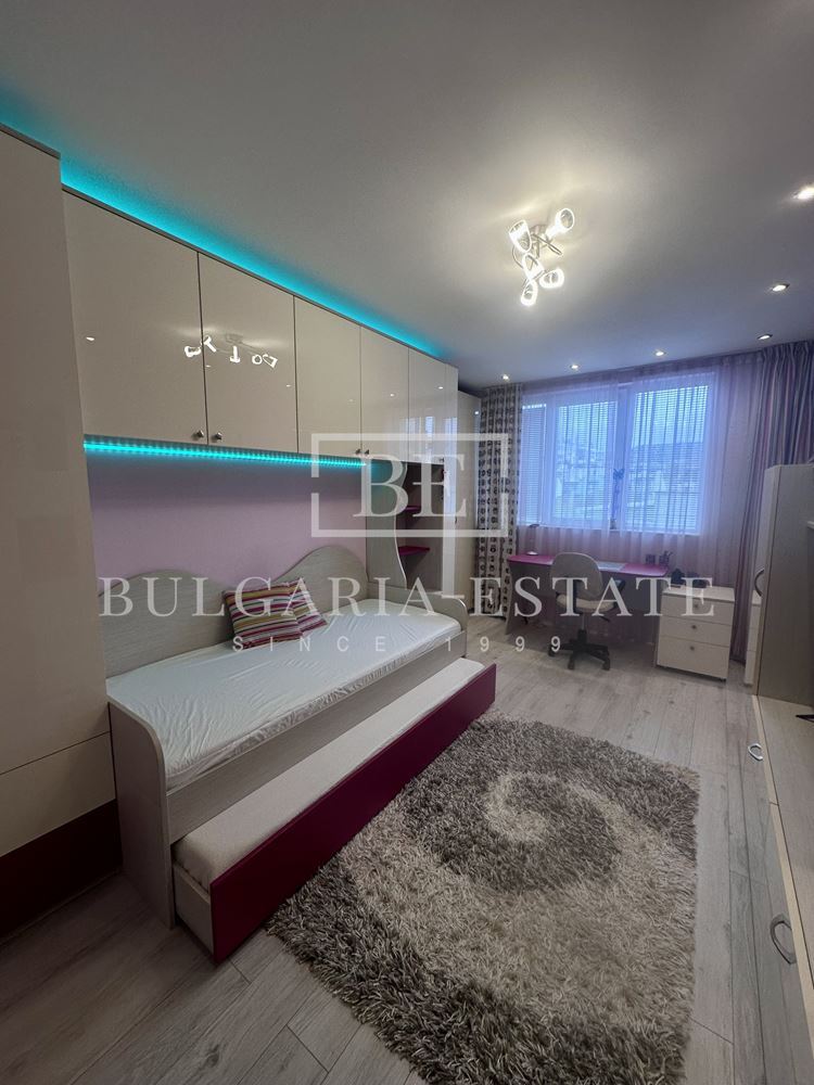 Spacious two-bedroom apartment in a new building – style, comfort, and fully equipped in a communicative area - 0