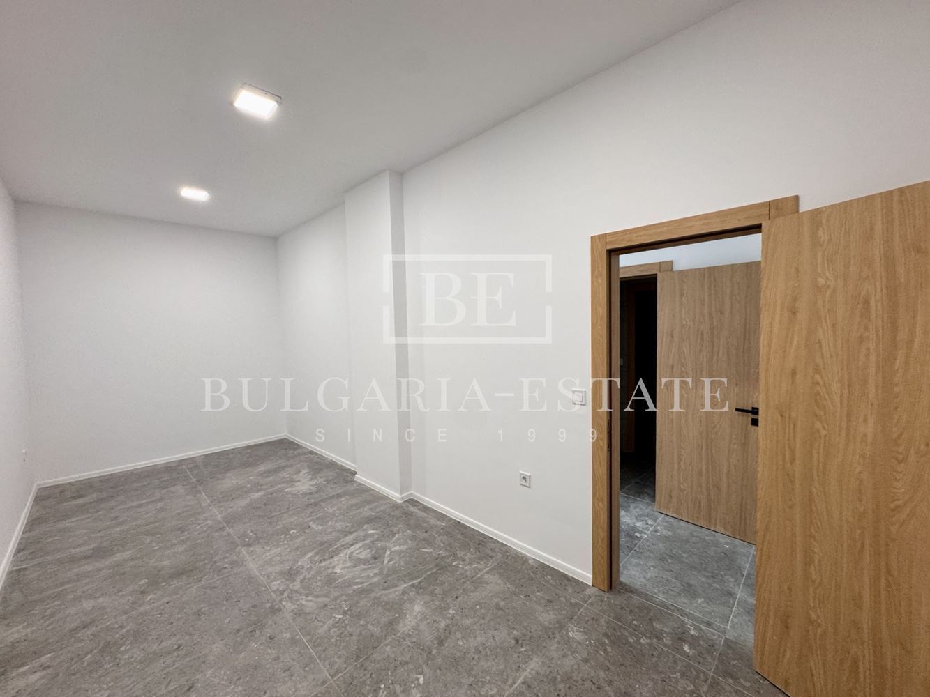 Geschäft zu verkaufen auf dem Blvd. „Vasil Levski“, sq. Breeze - ausgezeichnete Lage, funktionale Gestaltung - 0