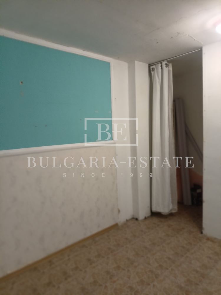 Laden zur Miete auf zwei Ebenen in der Nähe von Kolkhozen Markt - 43 qm, separater Eingang - 0