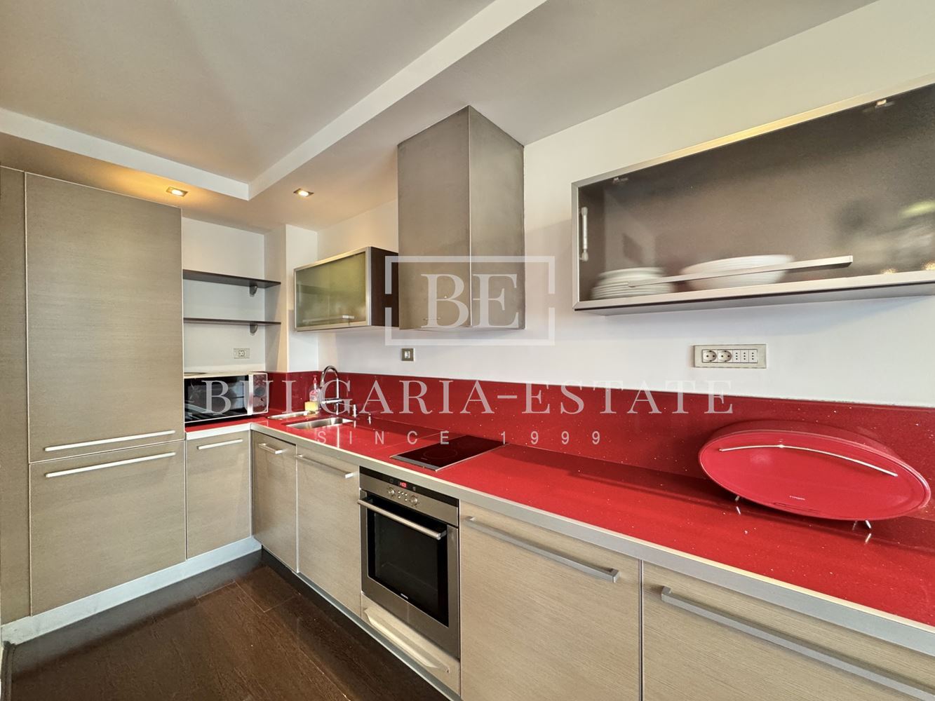 Luxuriöse Zwei-Zimmer-Wohnung zur Miete in Griechisch Mahala - ul. „Graf Ignatiev“ - 0