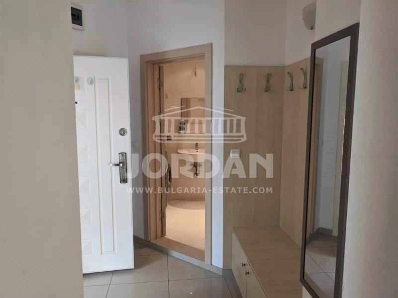 Многостаен апартамент - 3 спални - м-т Траката - 0