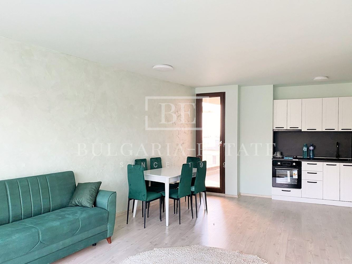 4-стаен - 125кв.м, Бриз - 0