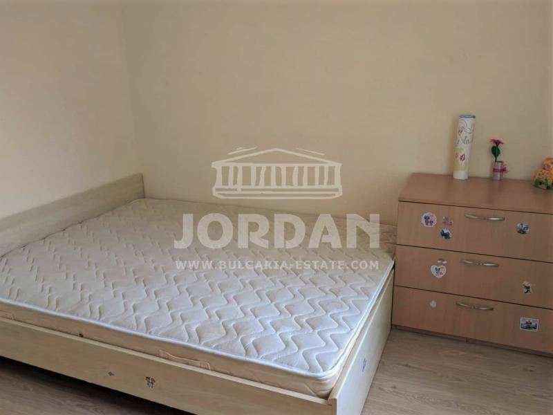 Многостаен апартамент - 3 спални - м-т Траката - 0