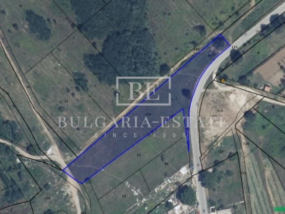 парцел с пуп и готова партида - 4500 кв. м. на 15 км. от Варна - 0