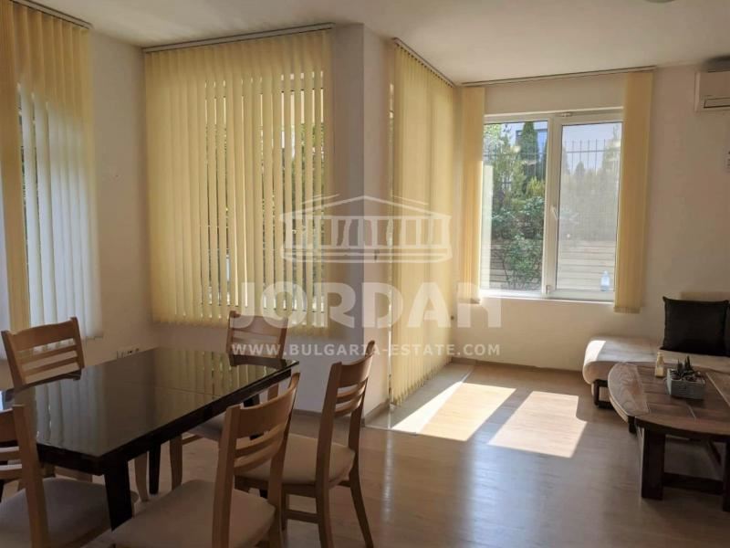 Многостаен апартамент - 3 спални - м-т Траката - 0