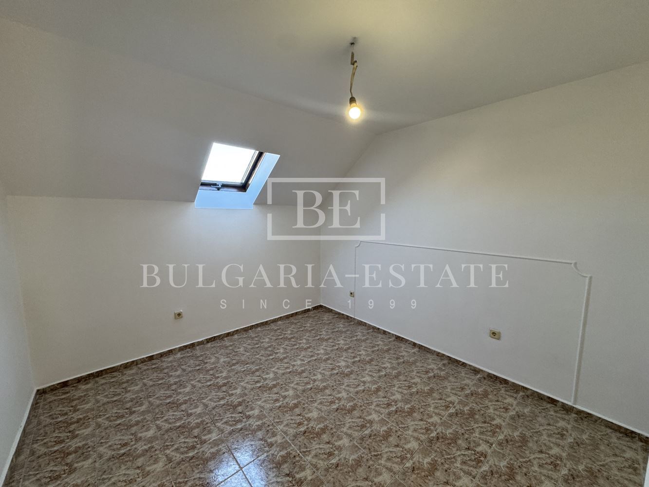 EXCLUSIVE OFFER | First time on the market - 0