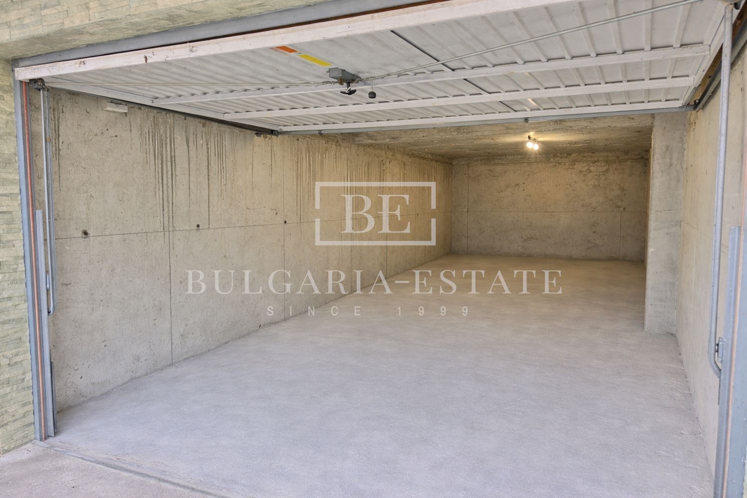 Трехкомнатная квартира с видом на море - кв. Бриз + двойной гараж и парковочное место - 0