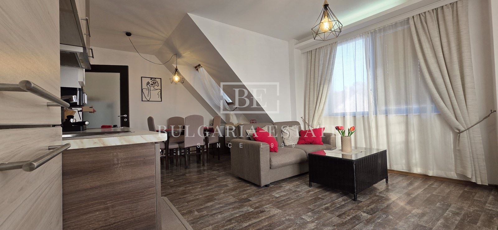 One-bedroom apartment under the Opera House - 0