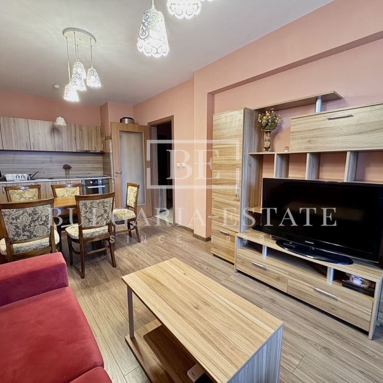 Теплая и светлая двухкомнатная квартира в Базар Левски с парковочным местом - 0