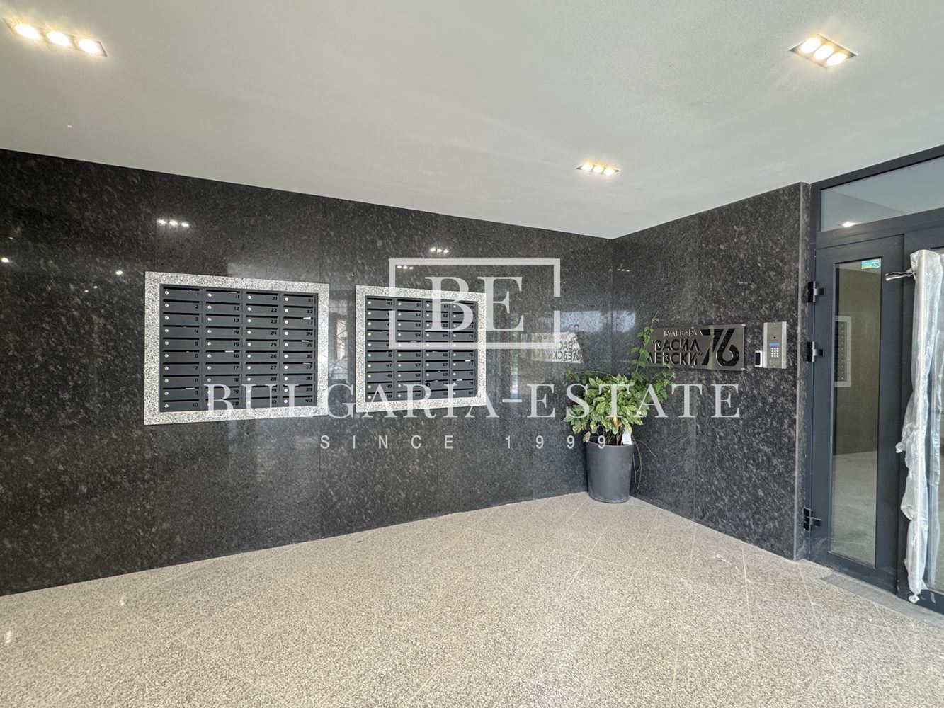 Продава се двустаен апартамент | 73.12 кв.м | м-т Почивка, Варна - 0