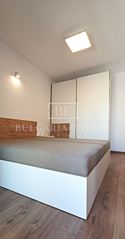 Einzimmerwohnung - Sporthalle - 0