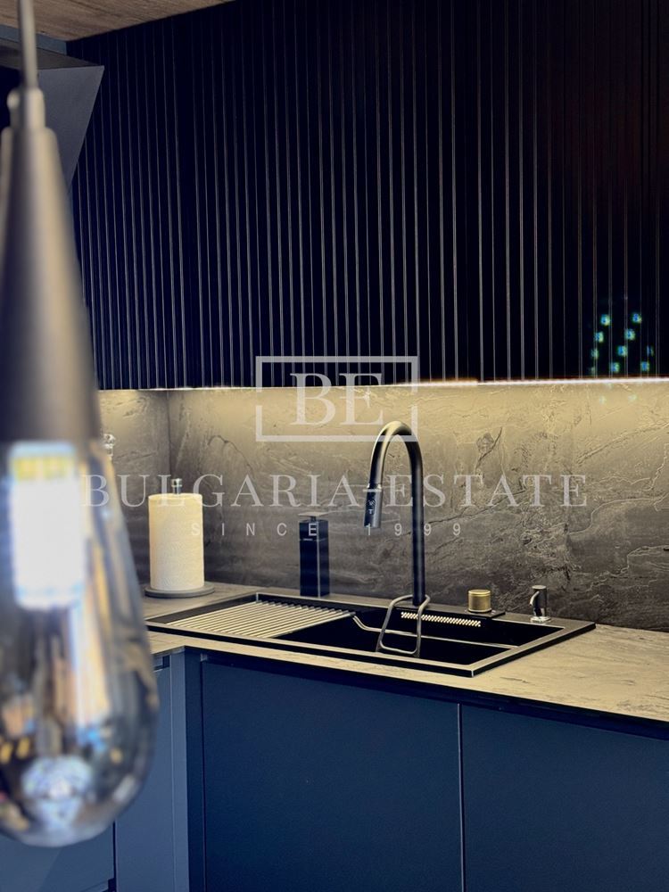 ЕКСКЛУЗИВНО! Луксозен двустаен апартамент, Св. Св. Константин и Елена - 0