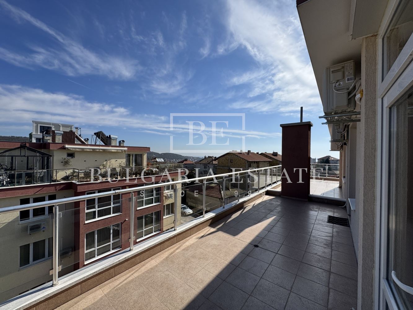 🌞 Луксозен южен пентхаус под наем – 120 кв.м, големи тераси, първи наематели – Виница, Варна - 0