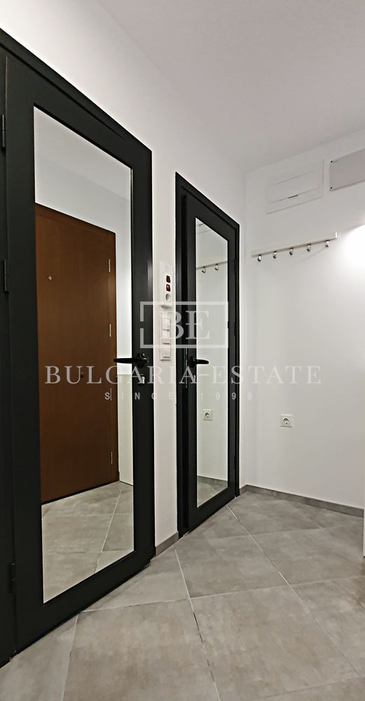 Einzimmerwohnung - Sporthalle - 0