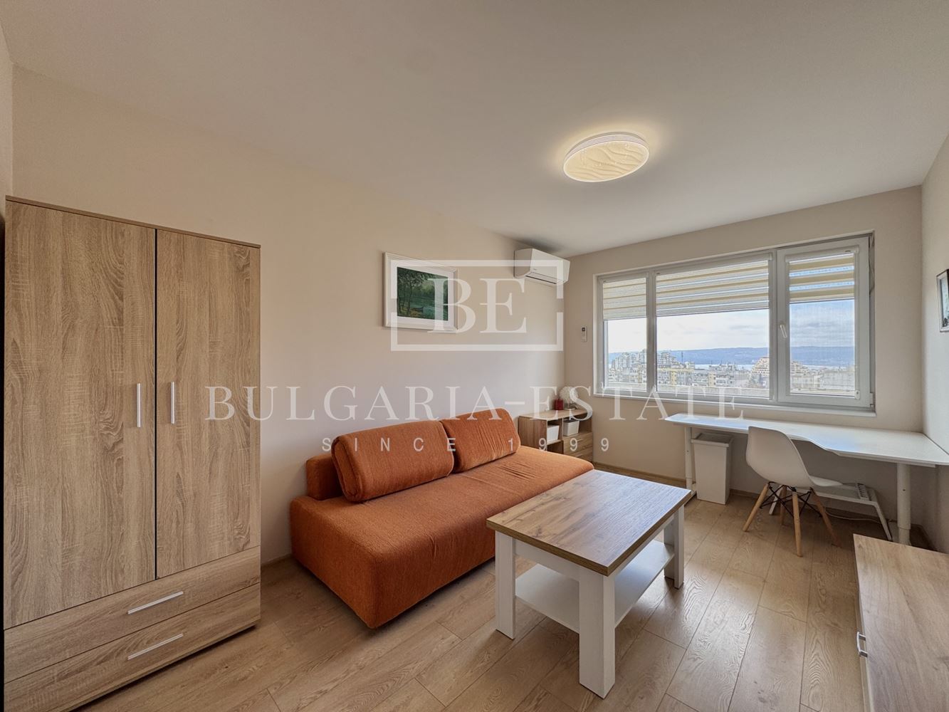 Тристаен апартамент под наем с панорамна морска гледка | кв. Левски – Варна - 0