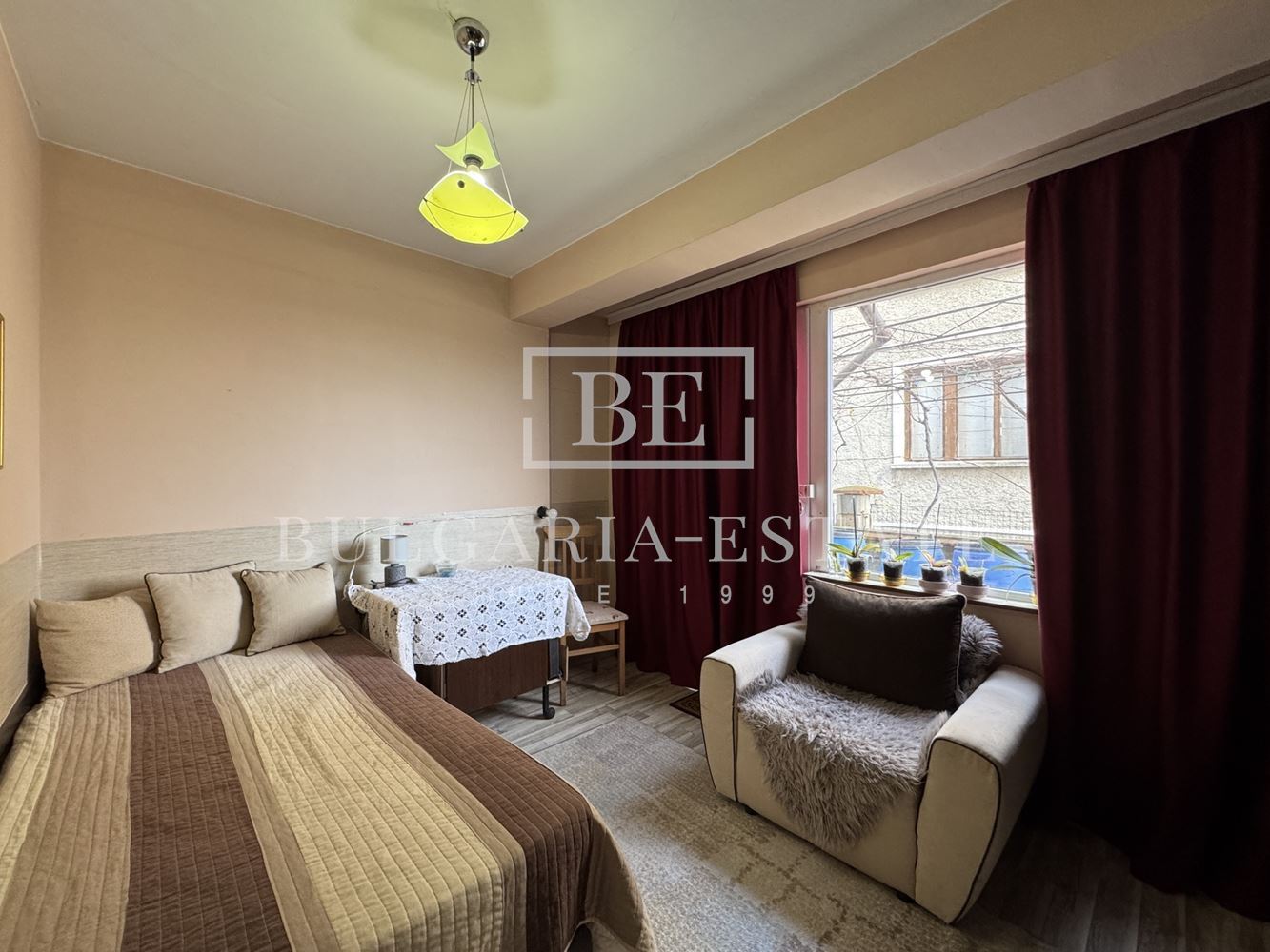 🏡 Стилно обзаведен тристаен апартамент с паркомясто в с. Езерово - 0