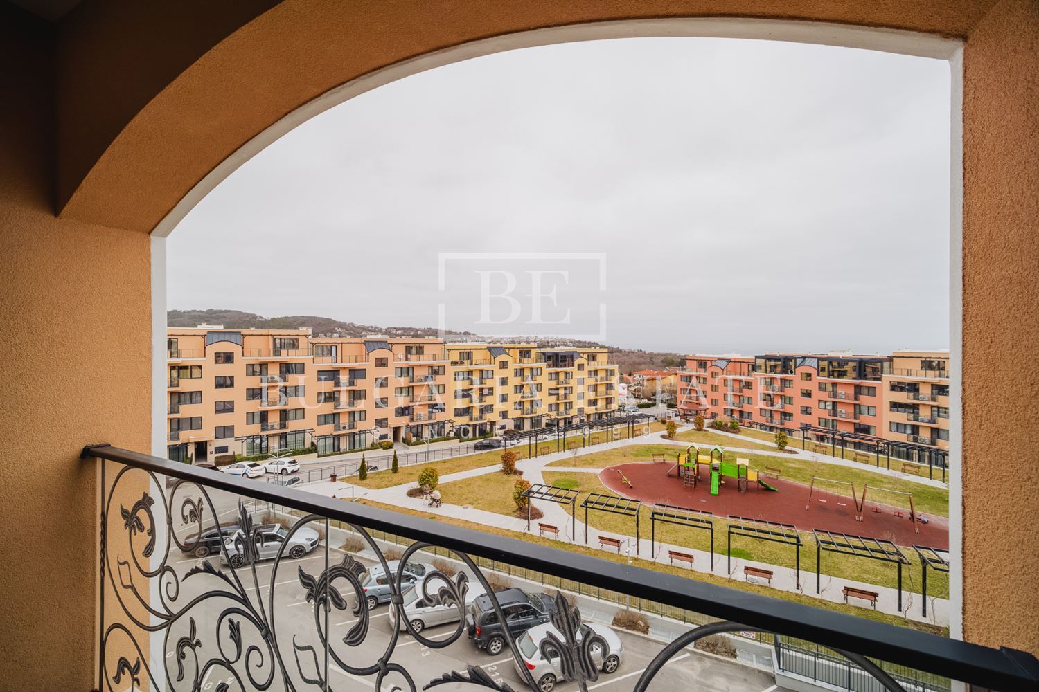 🌟 Двустаен апартамент в Бела Вита – 60 кв.м, етаж 4 | 185 000 € - 0