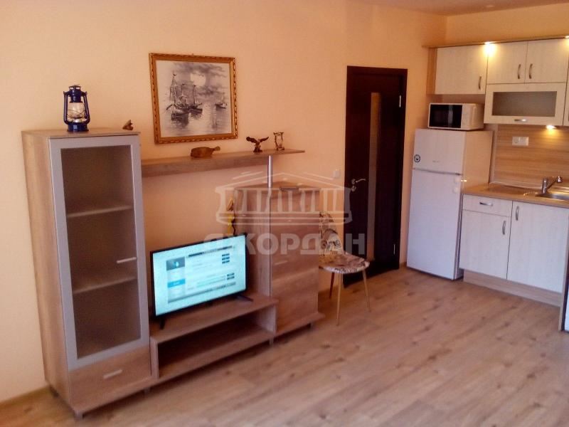 2-комнатная - кв. -Лаврентий - 0