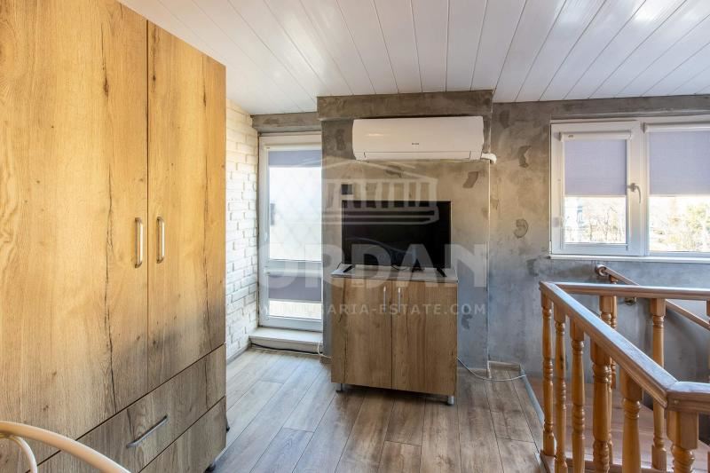 Луксозен двустаен апартамент в сърцето на град Варна, бул. Мария Луиза - 0