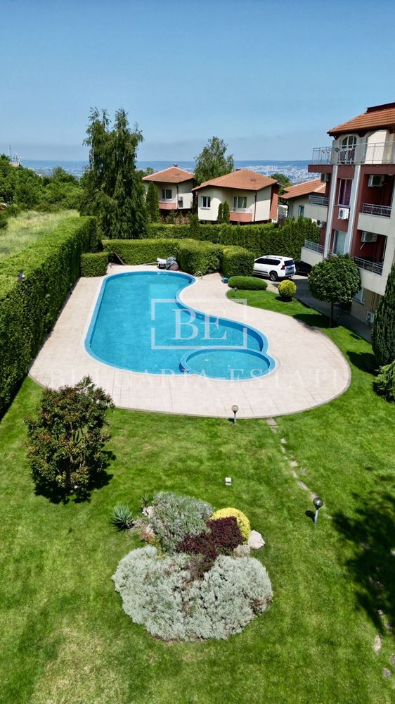 Двустаен с АКТ 16 в комплекс с басейн, паркомясто, кв. Галата, гр. Варна - 0