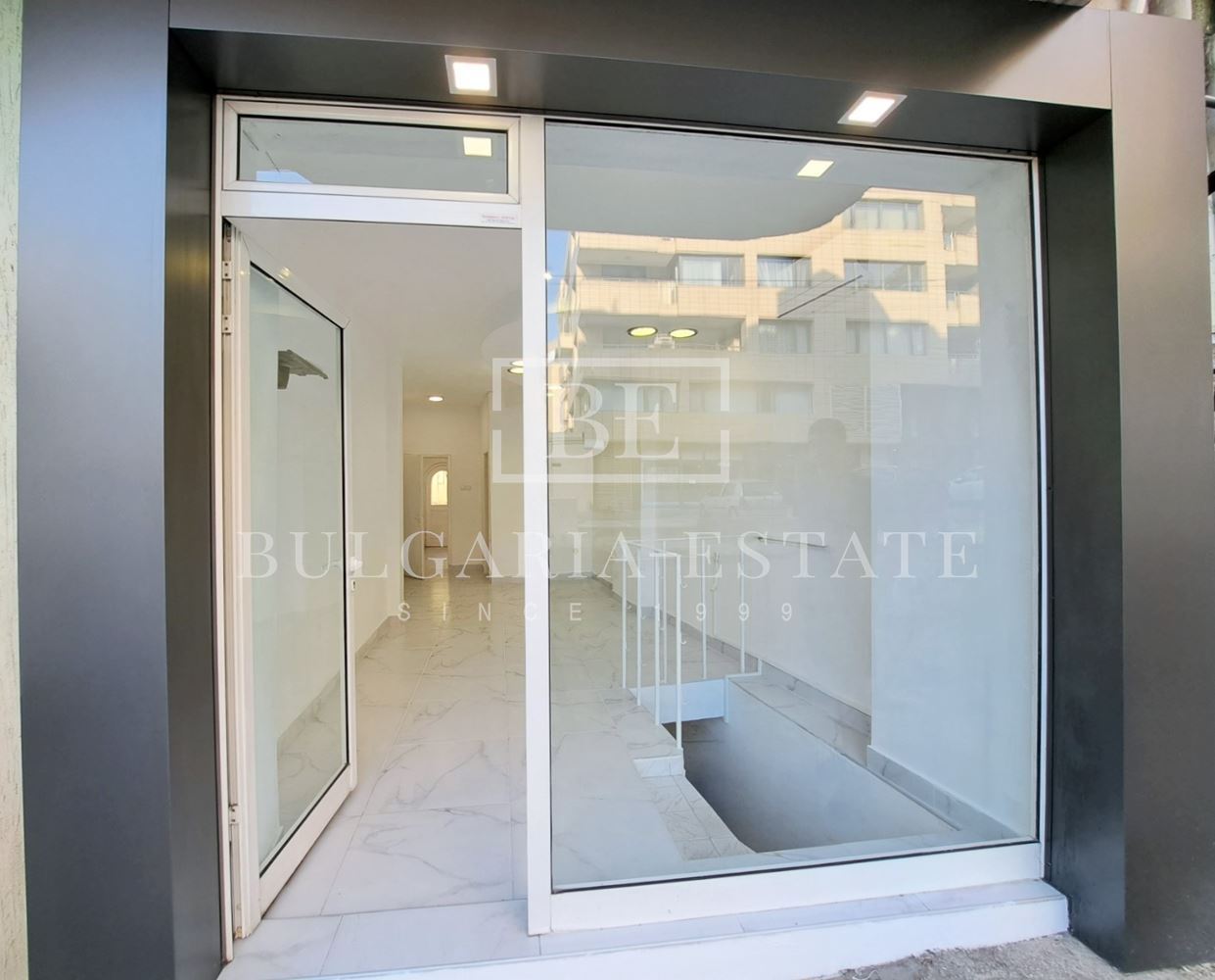 Офис - Опера - 0