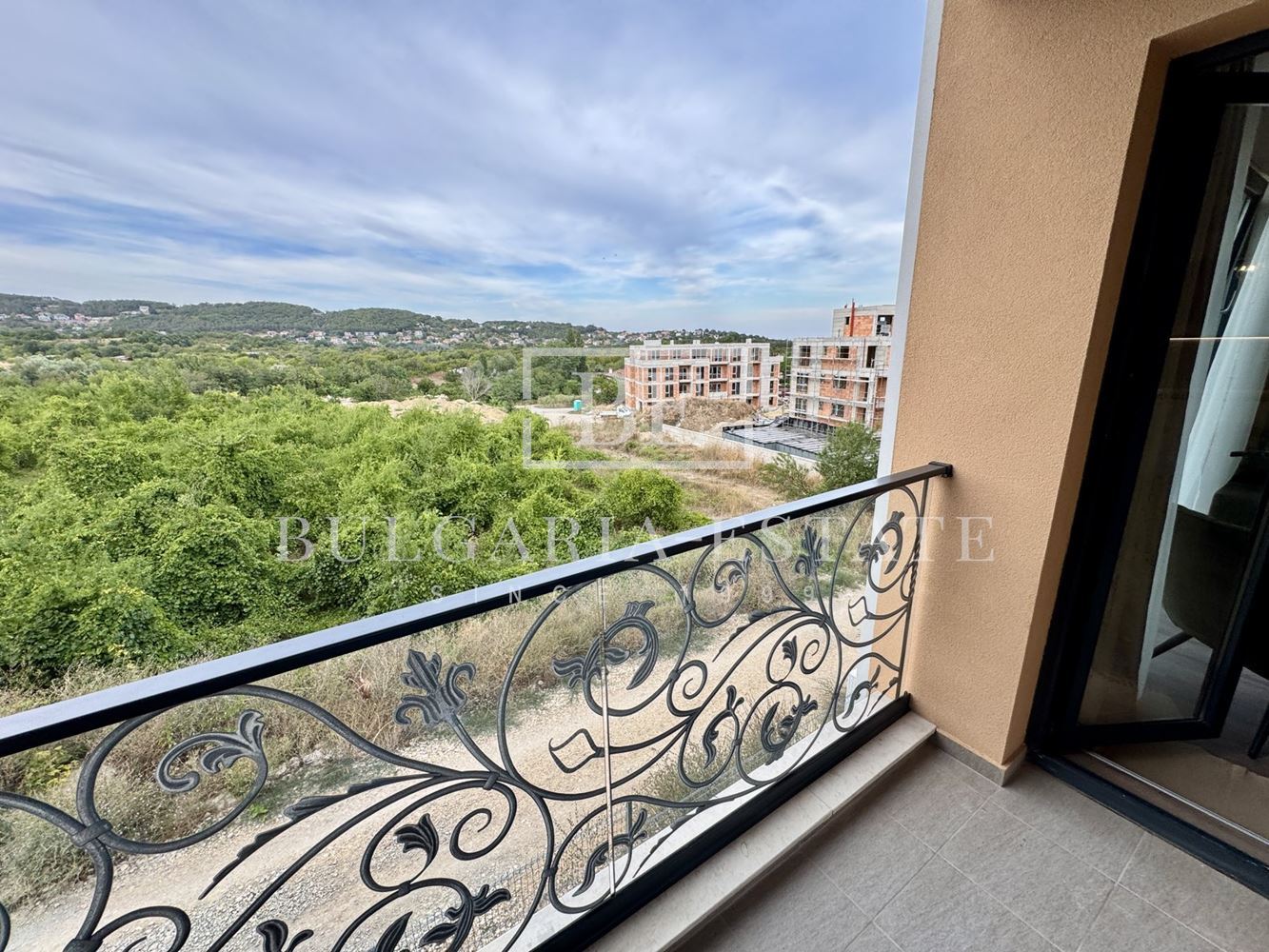 Двустаен апартамент 63 кв.м. в Бела Вита – уют и комфорт на 3-ти етаж! - 0