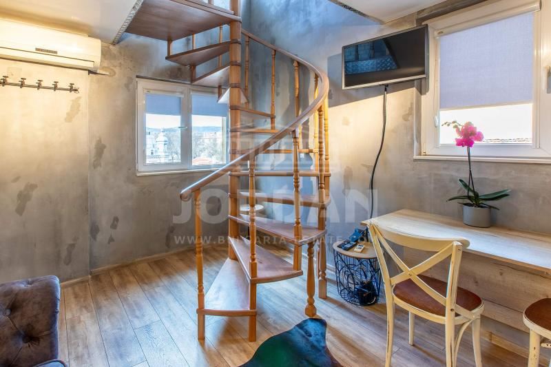 Луксозен двустаен апартамент в сърцето на град Варна, бул. Мария Луиза - 0