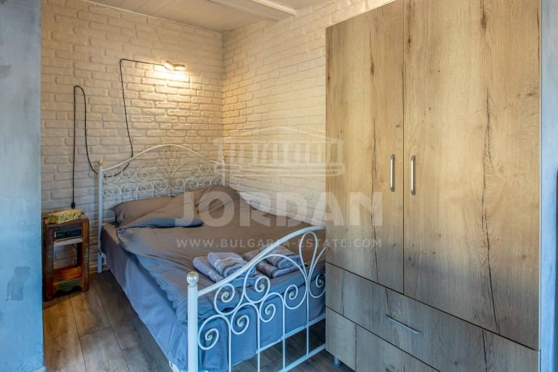 Луксозен двустаен апартамент в сърцето на град Варна, бул. Мария Луиза - 0