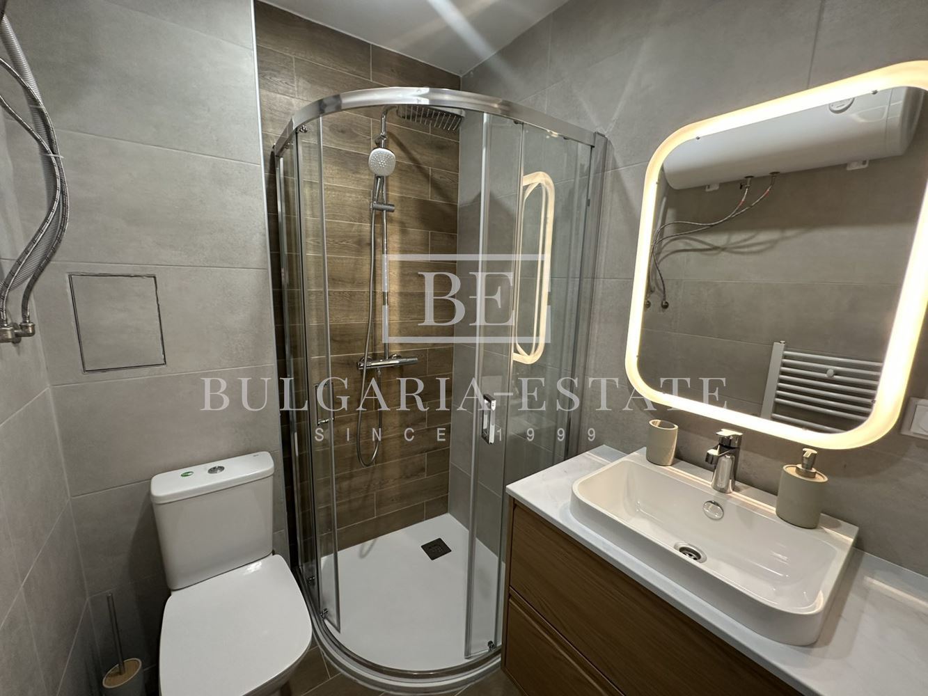 🌟 Ексклузивна оферта! Двустаен апартамент с гледка към Аспаруховия мост в кв. Аспарухово 🌟 - 0