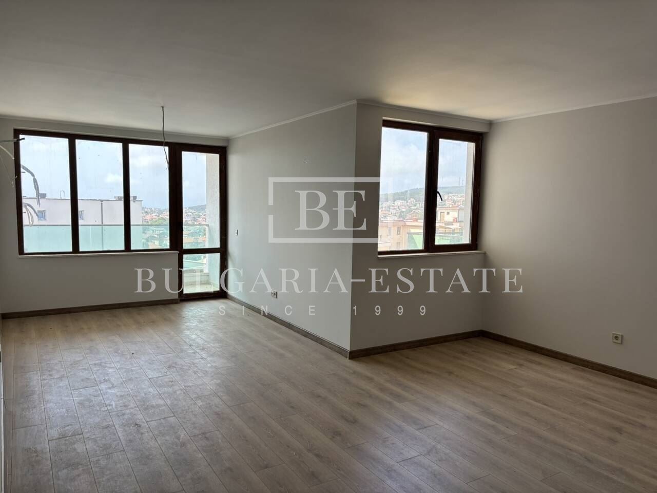 Двустайни и тристайни изцяло с морска гледка и южно изложение "до ключ" във Виница - 0