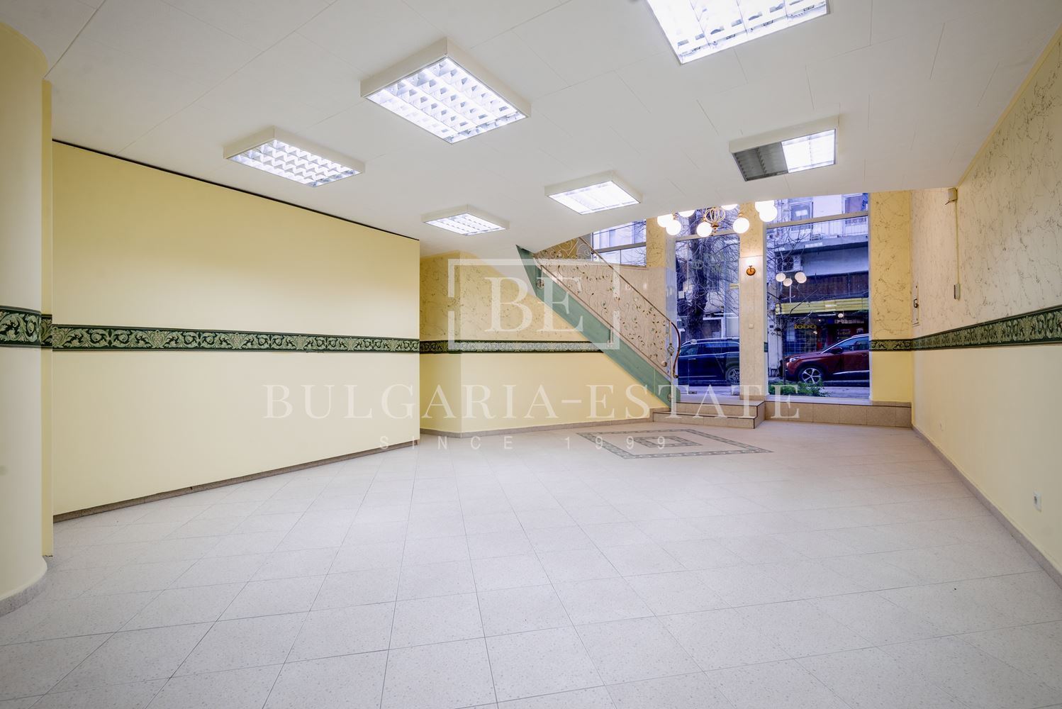 Ексклузивно от България Естейт: Магазин в Центъра на Варна - 0