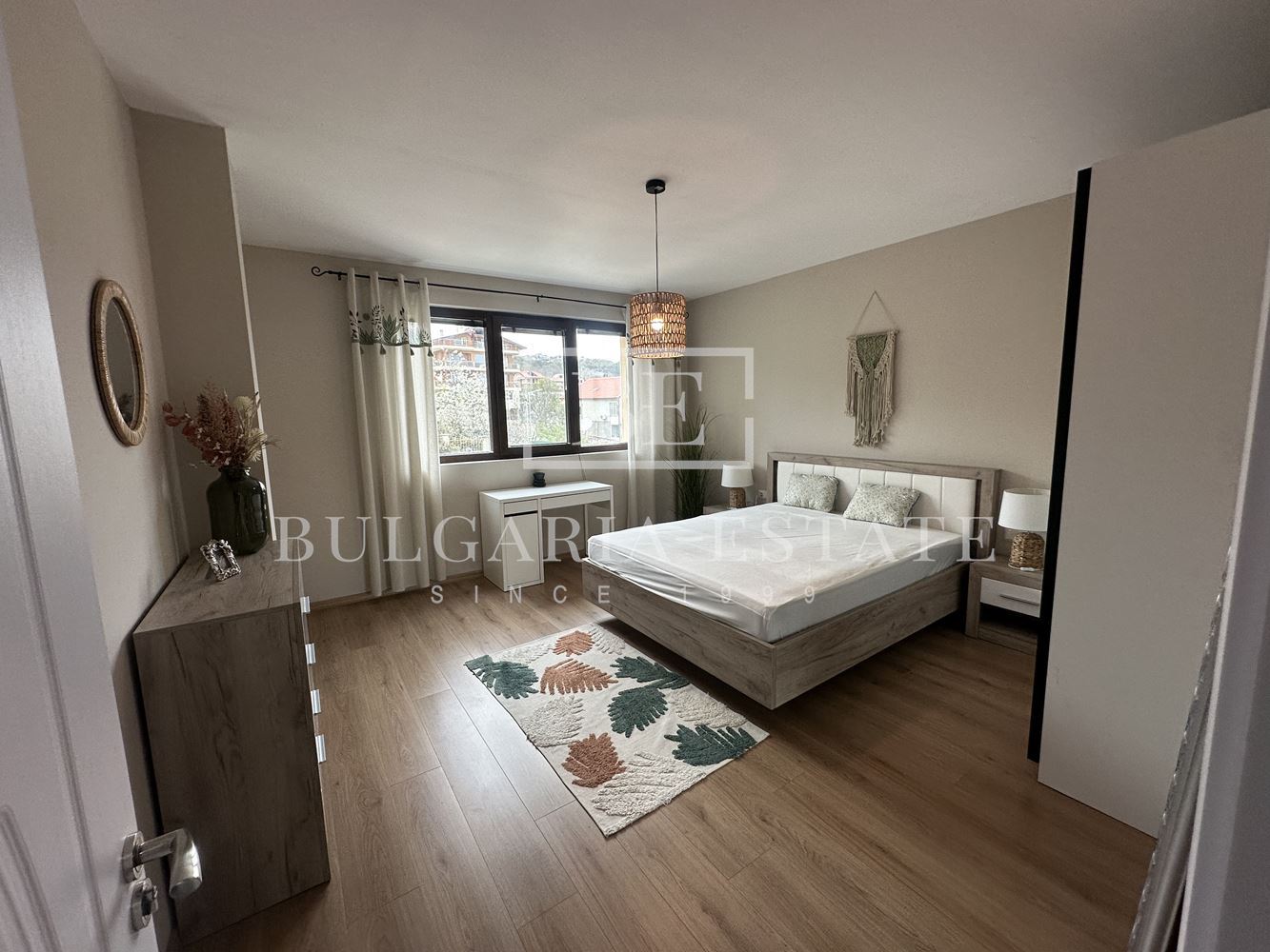 Луксозен двустаен в затворен комплекс-Виница - 0