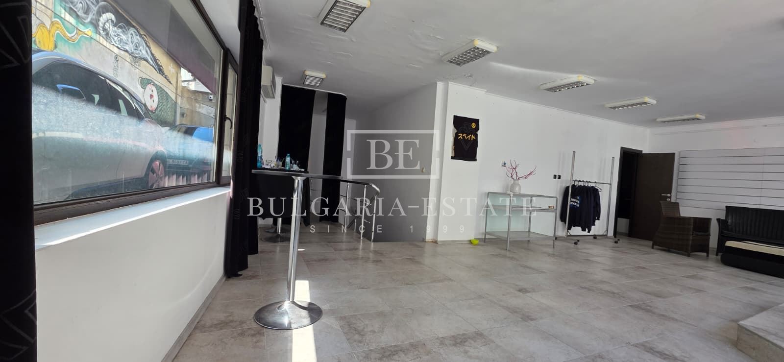 Помещение под наем в идеален център - 0