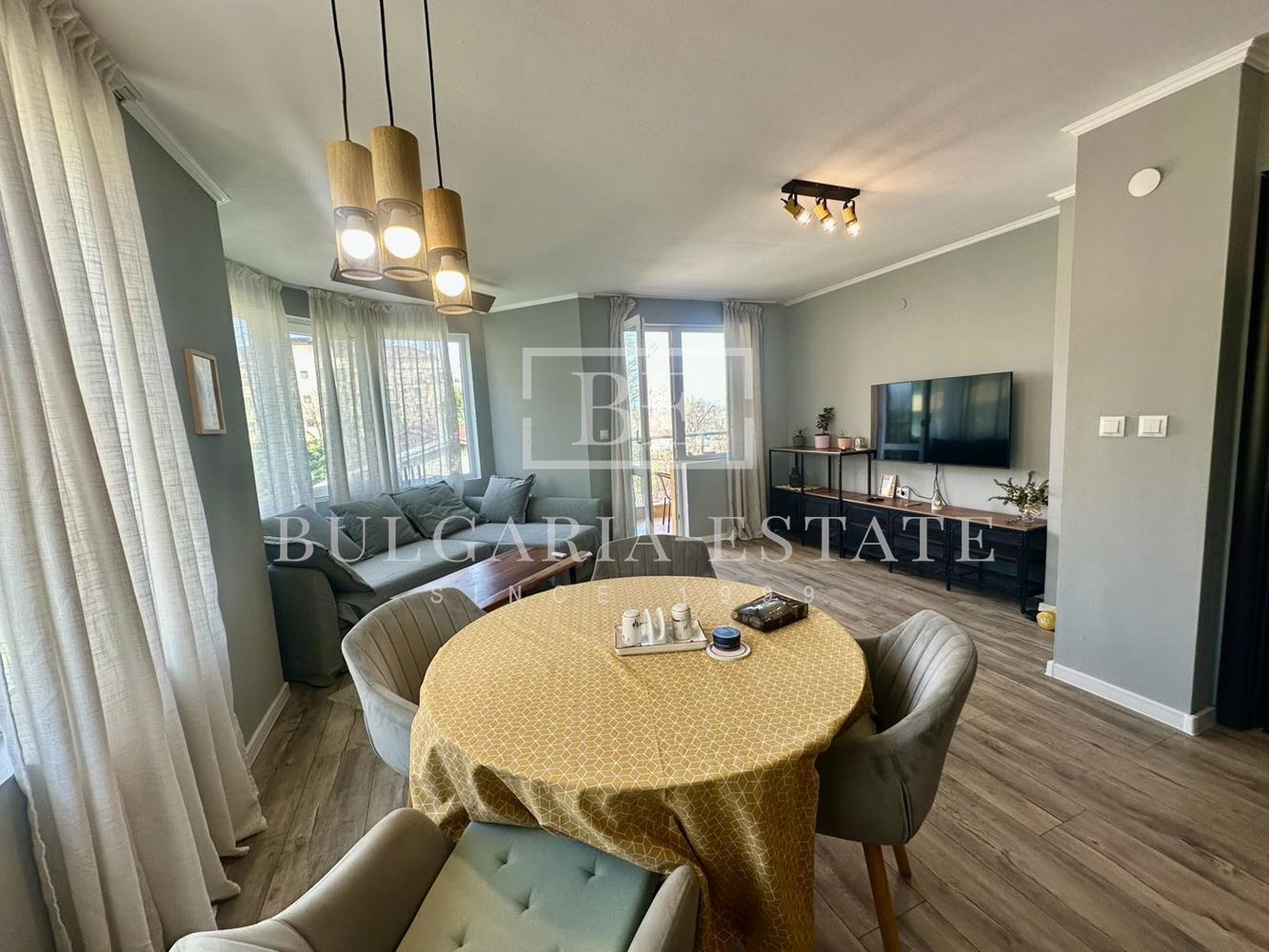 🌊 Двустаен апартамент с МОРСКА ГЛЕДКА под наем в кв. Бриз – живей до морето!-0 🌊 Двустаен апартамент с МОРСКА ГЛЕДКА под наем в кв. Бриз – живей до морето! - 0